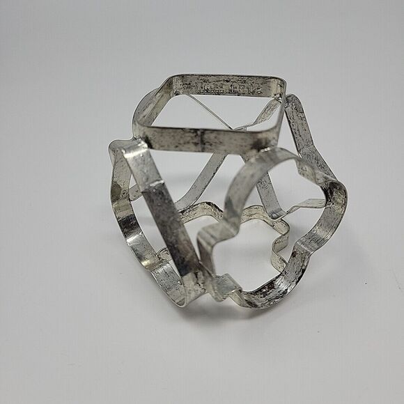 Vintage Tomado Holland 6 Sided Metal Cookie Cutter - Playing Card Suits 3" - Picture 11 of 11